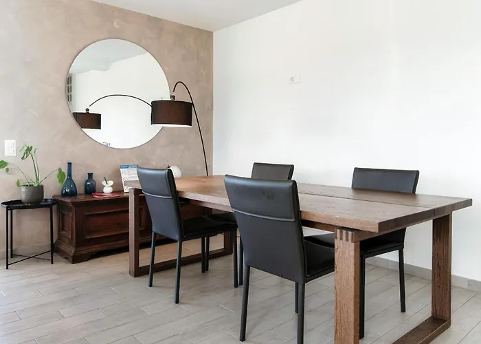 Reflection Lake By Quokka 360 - With A Magnificent Lake View